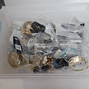 Bracelet Mystery Set of Two NWT‎